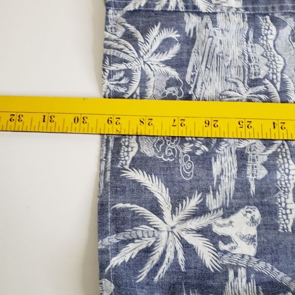 Vintage Big Dogs Reverse Print Hawaiian Shirt Large Cotton Blue White Palms 50" - Picture 9 of 9